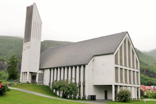 Kjøpsvik Church