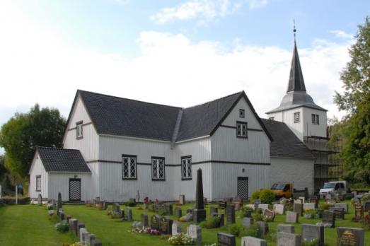 Søndeled Church