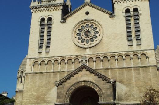 Église Sainte-Anne de la Butte-aux-Cailles