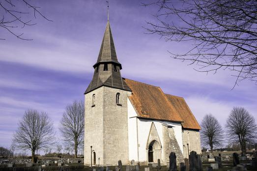 Vänge Church
