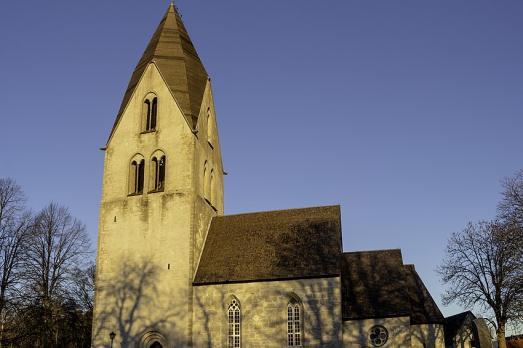 Mästerby Church