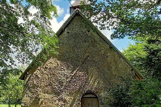 Church of Saint-Cyr-Sainte-Julitte de Pierre ronde, Beaumesnil