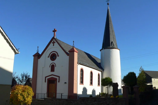 Dreifaltigkeits-Kirche, Bescheid